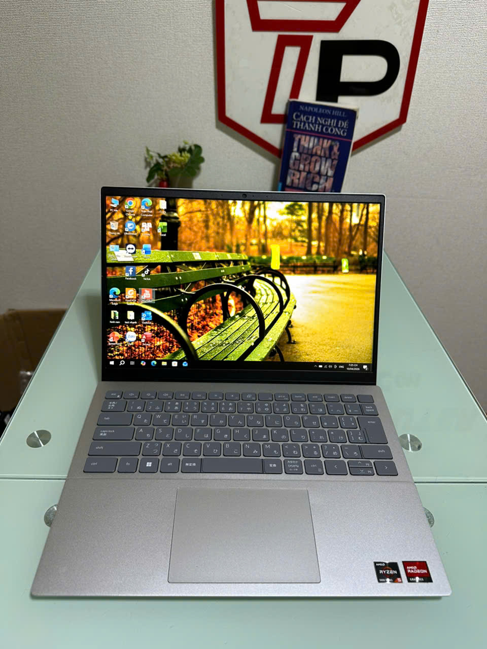 Dell Inspiron 5425 (2022) / AMD Ryzen 5 5625U (up to 4.3Ghz | 6 nhân 12 luồng) / RAM 16GB/ SSD 512GB/ 14 inch FHD IPS (1920x1200)