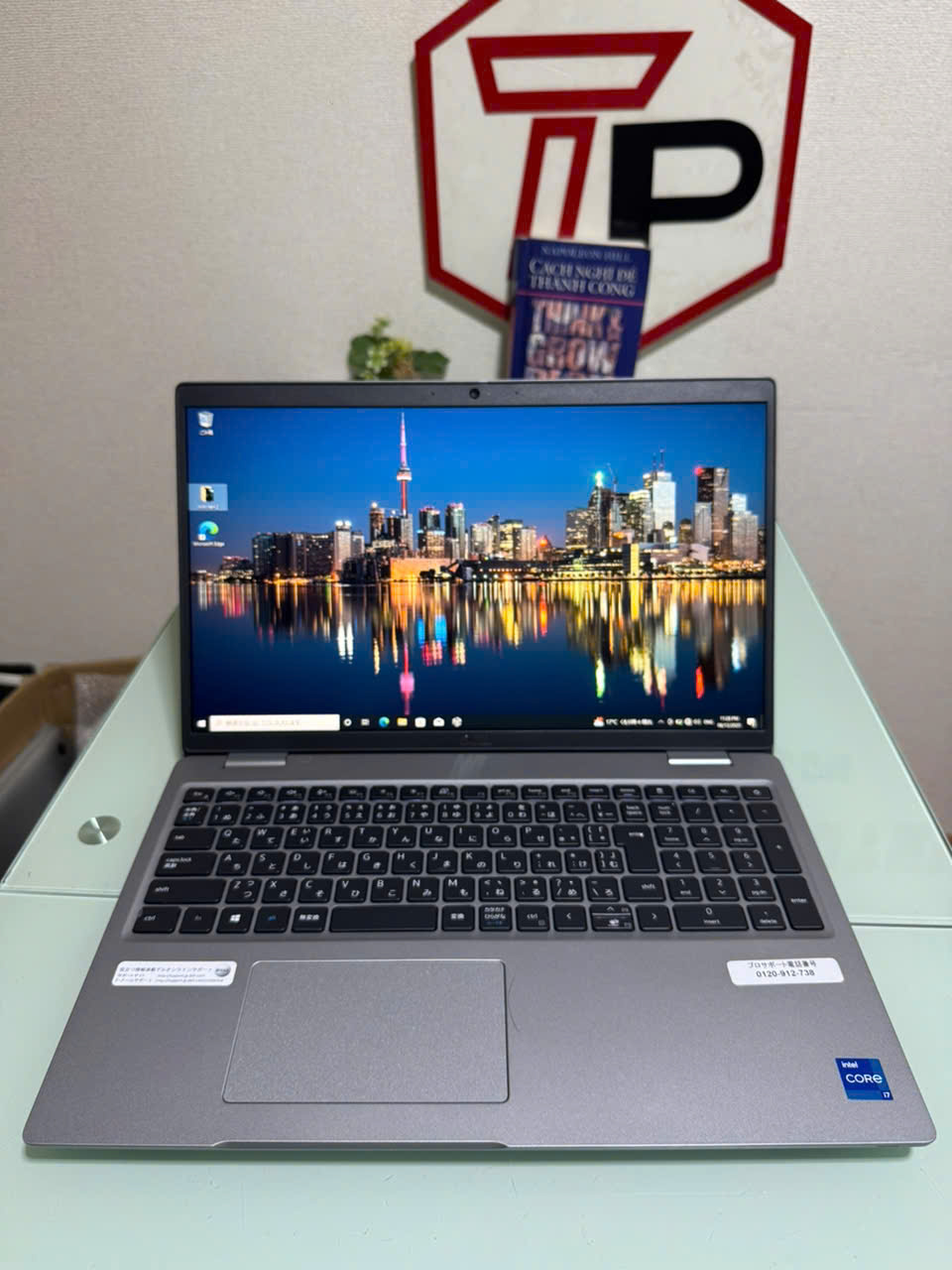 Dell Latitude 5521/ i7-11850H (up to 4.80Ghz | 8 nhân 16 luồng) / RAM 16GB / SSD 512GB / NVIDIA MX450 2GB / 15.6 inch FHD IPS(1920x1080)