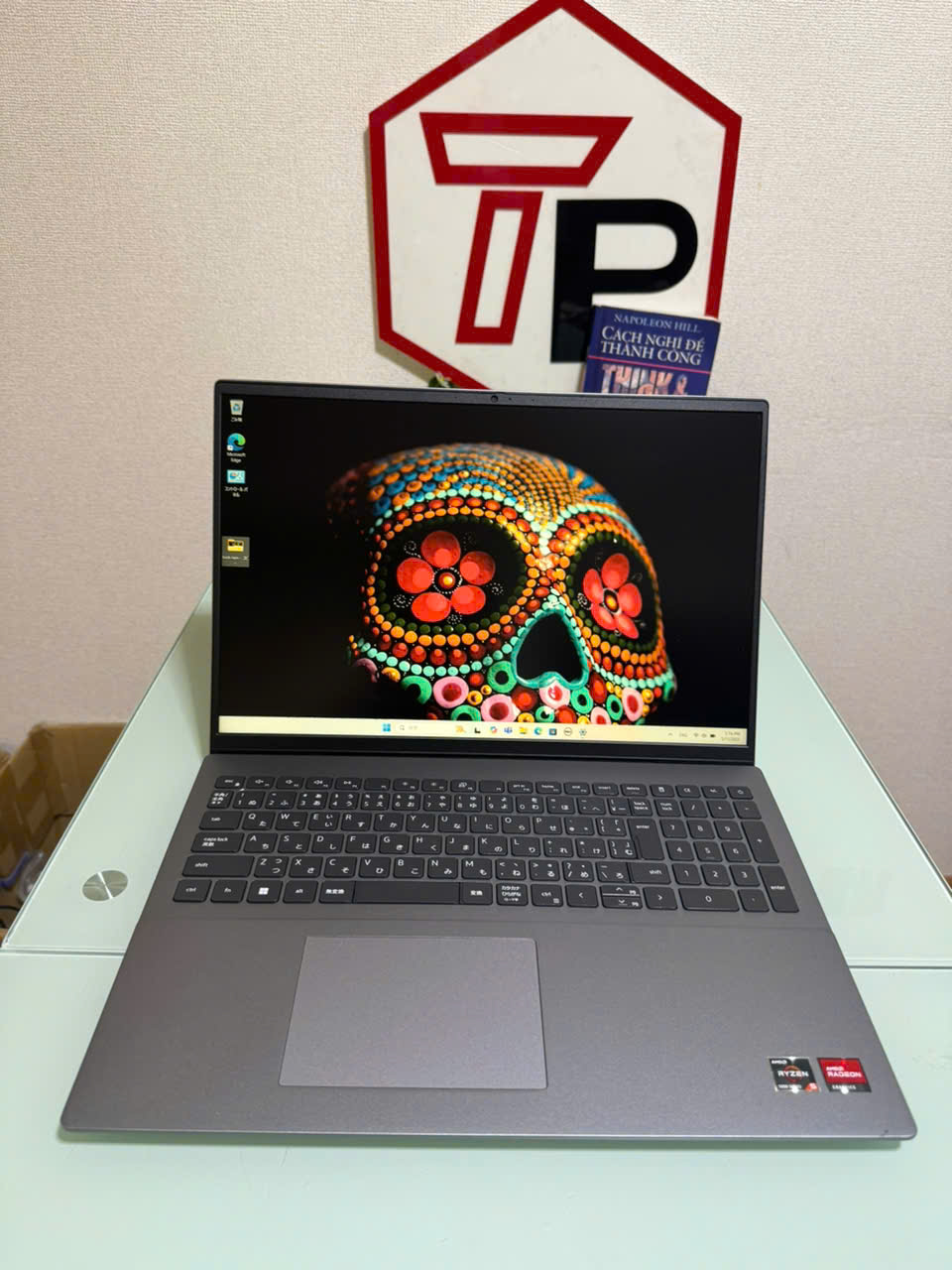 Dell Vostro 5625 / AMD Ryzen 5 5625U (up to 4.3Ghz | 6 nhân 12 luồng) / RAM 16GB/ SSD 512GB/ 16 inch FHD IPS (1920x1200)