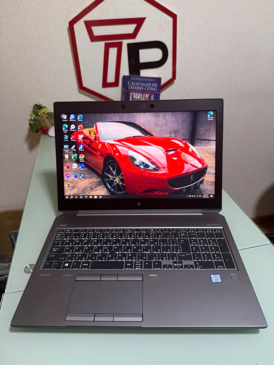 HP ZBook 15G6/ Core i7-9750H (up to 4.5Ghz | 6 nhân 12 luồng) / RAM 16GB / SSD 512 GB +HDD 1TB / Quadro T1000/ 15.6 inch FHD IPS (1920x1080)