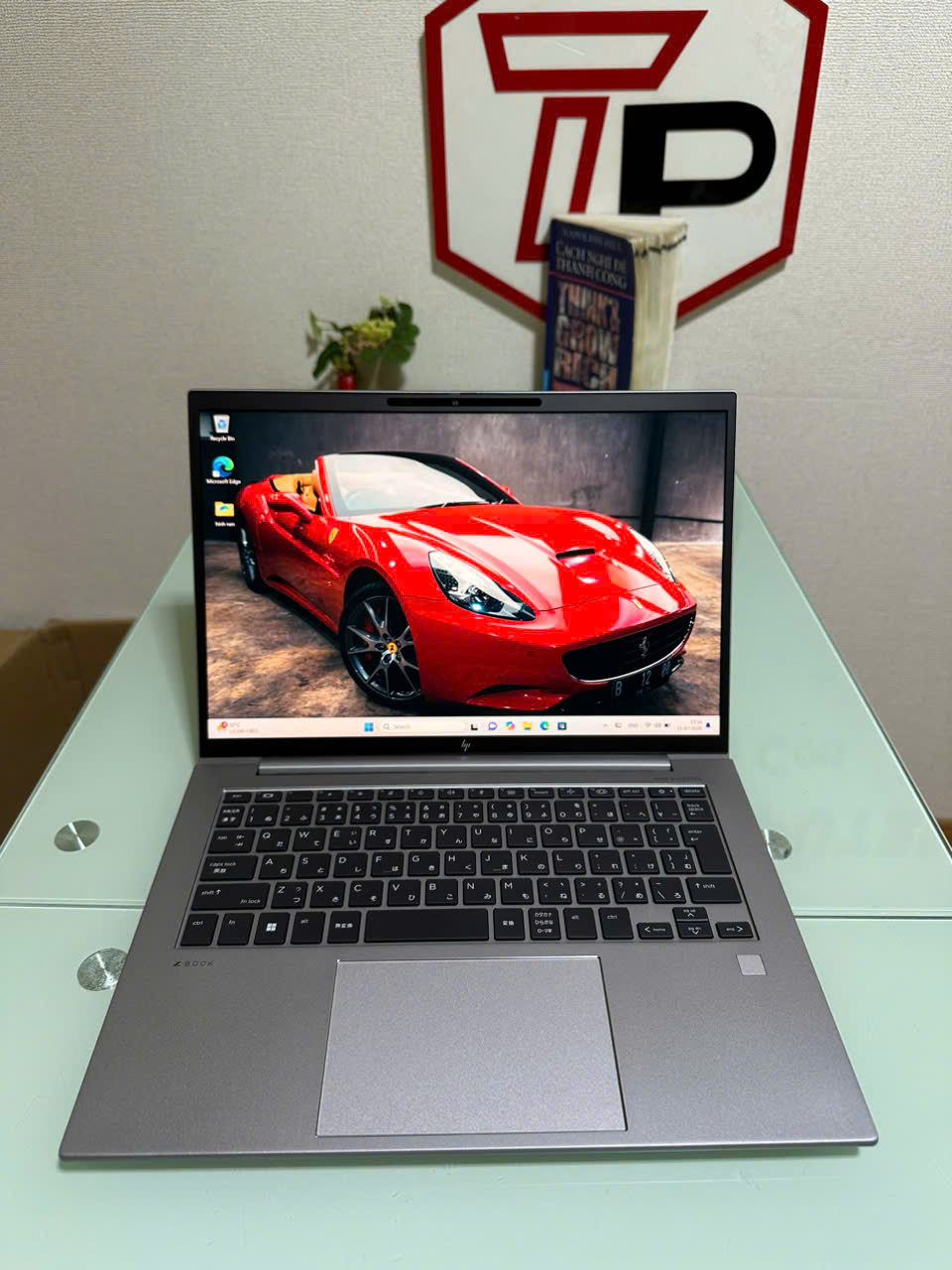 HP ZBook Firefly 14 G9/  i7-1255U (up to 4.70Ghz | 10 nhân 12 luồng) / RAM 16GB / SSD 512GB / NVIDIA T550 4GB/ 14 inch FHD IPS (1920x1080)