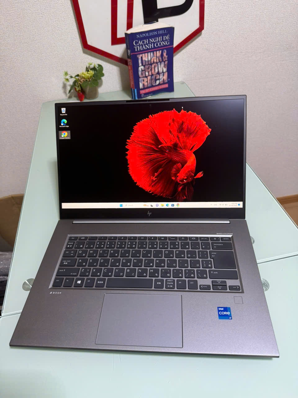 HP Zbook Studio G8 / i7-11800H (up to 4.60Ghz | 8 nhân 16 luồng) / RAM 32GB / SSD 512GB / NVIDIA T1200 / 15.6 inch FHD IPS(1920x1080)