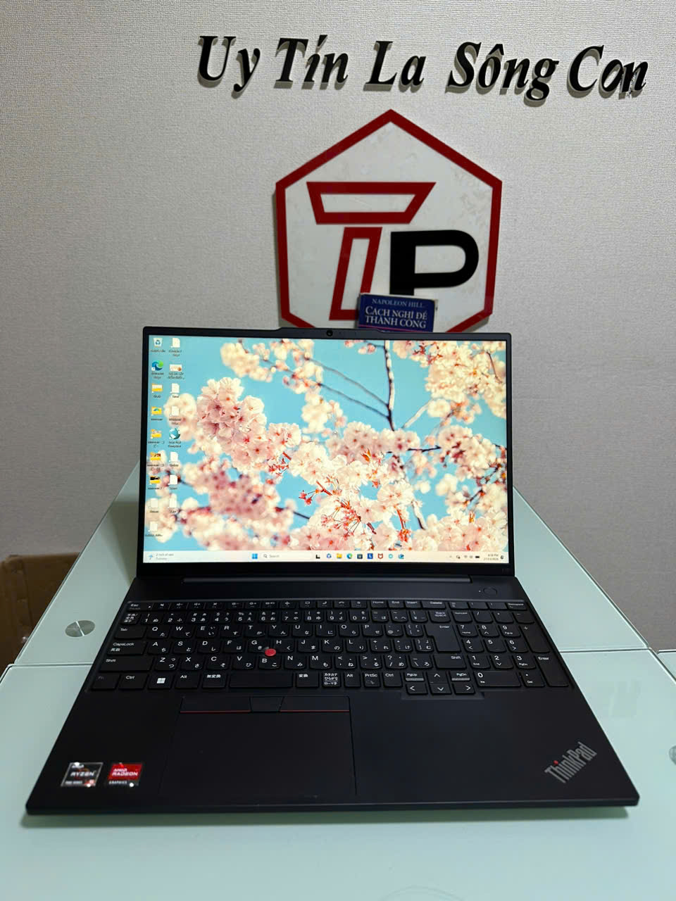 Lenovo Thinkpad E16 Gen 1 / AMD Ryzen 5 7430U (up to 4.3Ghz | 6 nhân 12 luồng) / RAM 16GB / SSD 512GB/ 16 inch FHD+ IPS (1920x1200)
