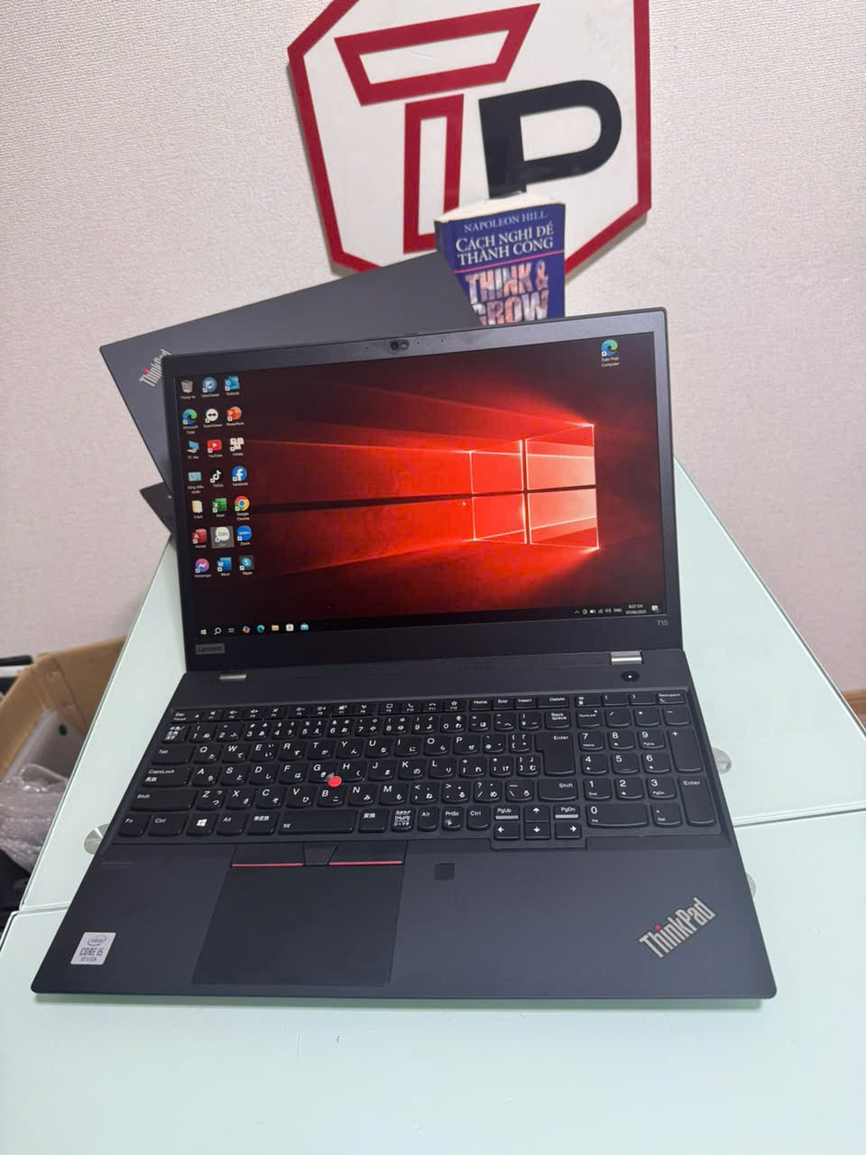 Lenovo Thinkpad T15 / Core i5-10210U (up to 4.20Ghz | 4 nhân 8 luồng) / RAM 8GB / SSD 256GB / 15.6 inch FHD IPS(1920x1080)