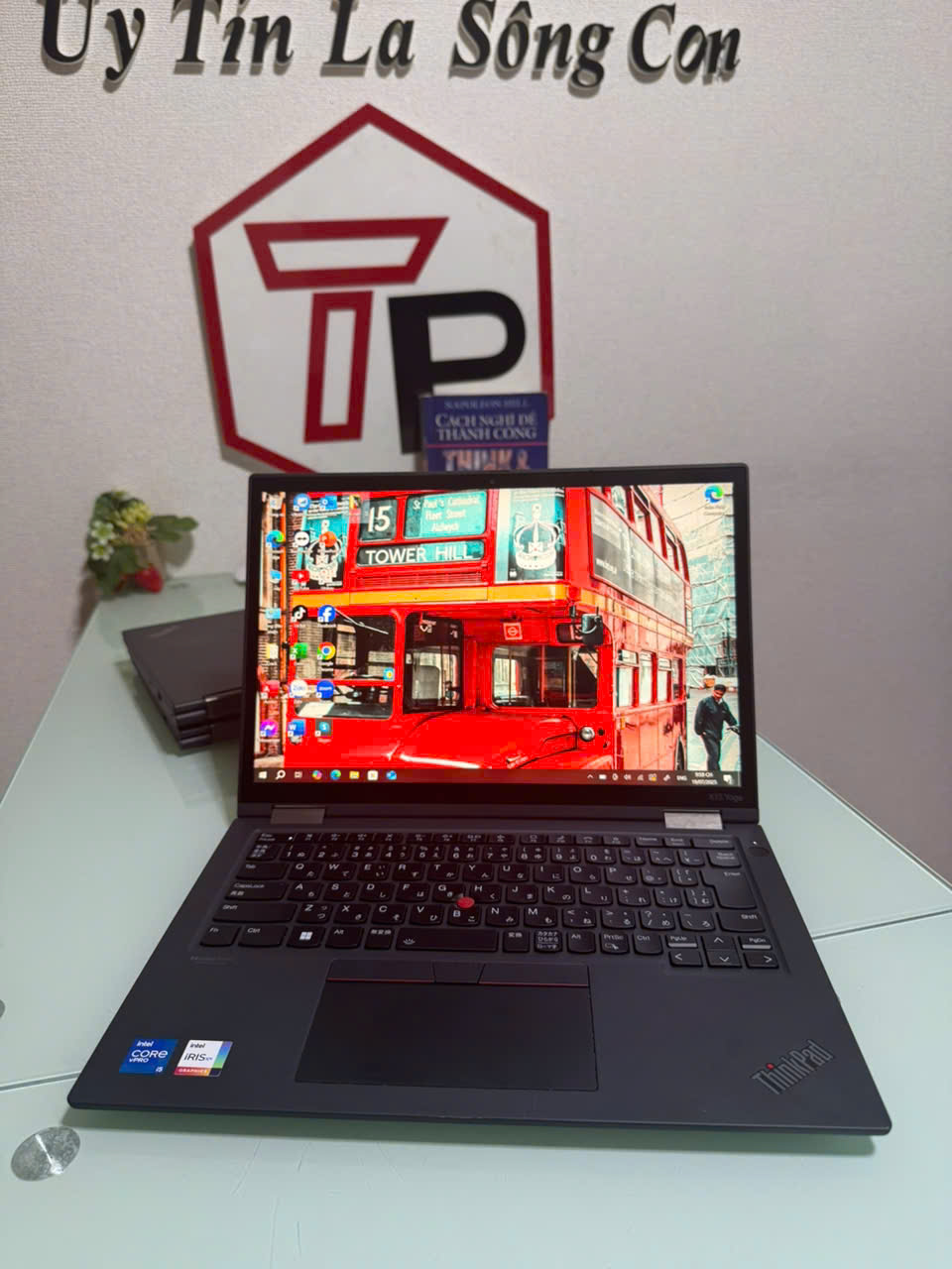 Lenovo X13 Yoga gen 2 / Core i5-1145G7 (up to 4.40Ghz | 4 nhân 8 luồng) / RAM 16GB / SSD 256GB / 13.3 inch FHD IPS cảm ứng gập 360 độ (1920x1200)