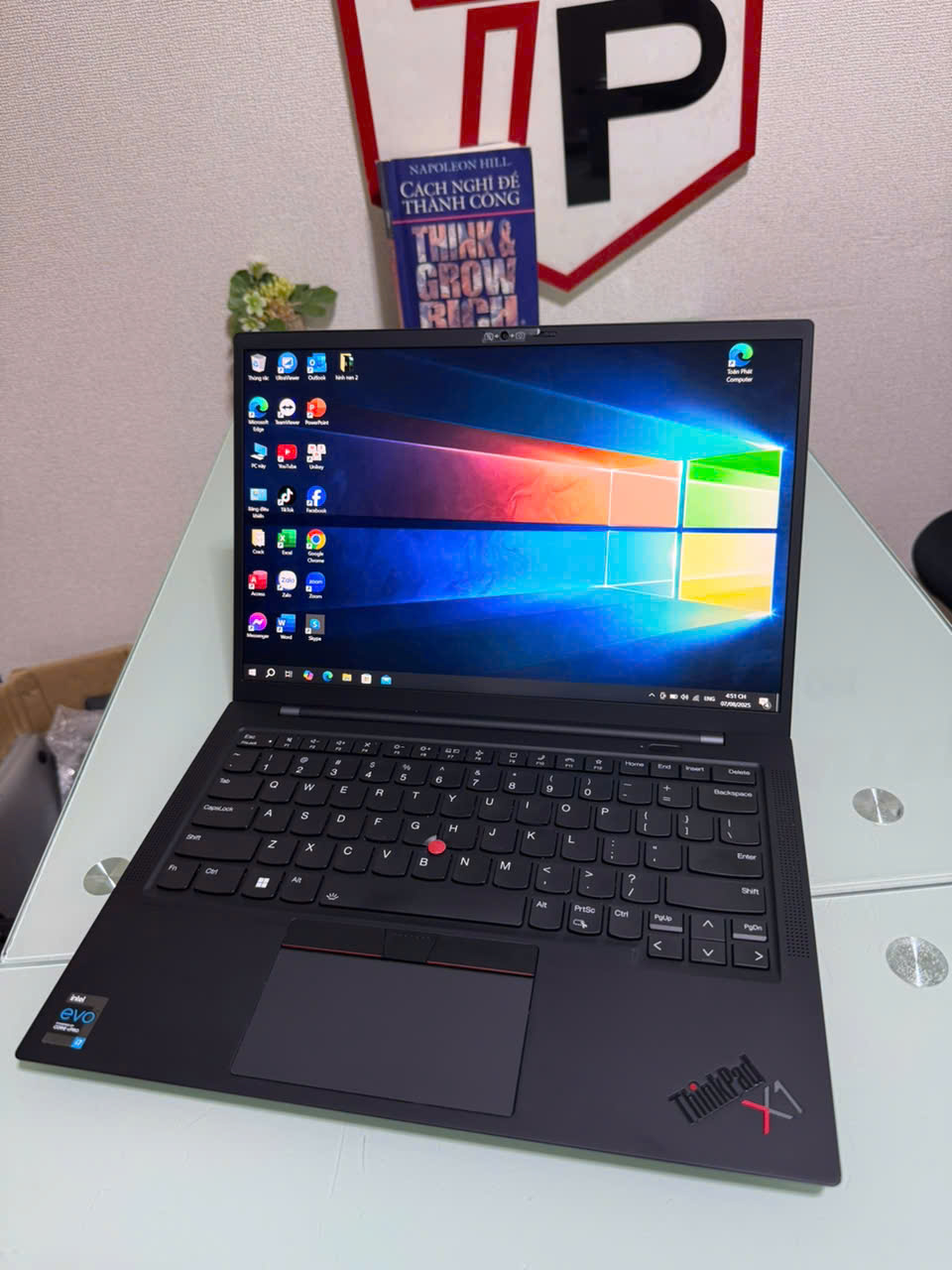 Lenovo Thinkpad X1 Carbon Gen 9 (Phím US) / i7-1185G7 (up to 4.80Ghz | 4 nhân 8 luồng) / RAM 32GB / SSD 512GB / 14 inch FHD+ IPS (1920x1200)