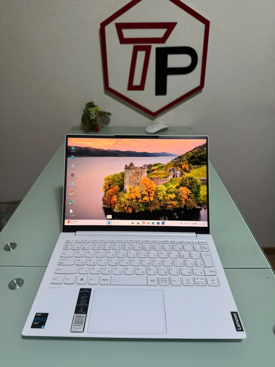 Lenovo Yoga Slim 750i Carbon / i5-1135G7 (up to 4.2Ghz | 4 nhân 8 luồng) / RAM 8GB / SSD 256GB / 13 inch 2k IPS (2560x1600) 