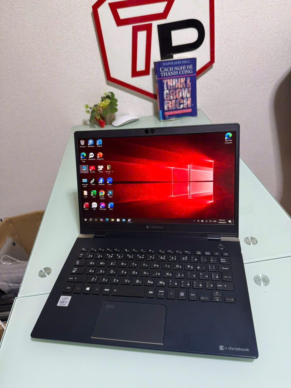 Toshiba Dynabook G83/FP / i7-10710U (up to 4.70Ghz | 6 nhân 12 luồng)/ RAM 16GB / SSD 512GB / 13.3 inch FHD IPS (1920x1080)