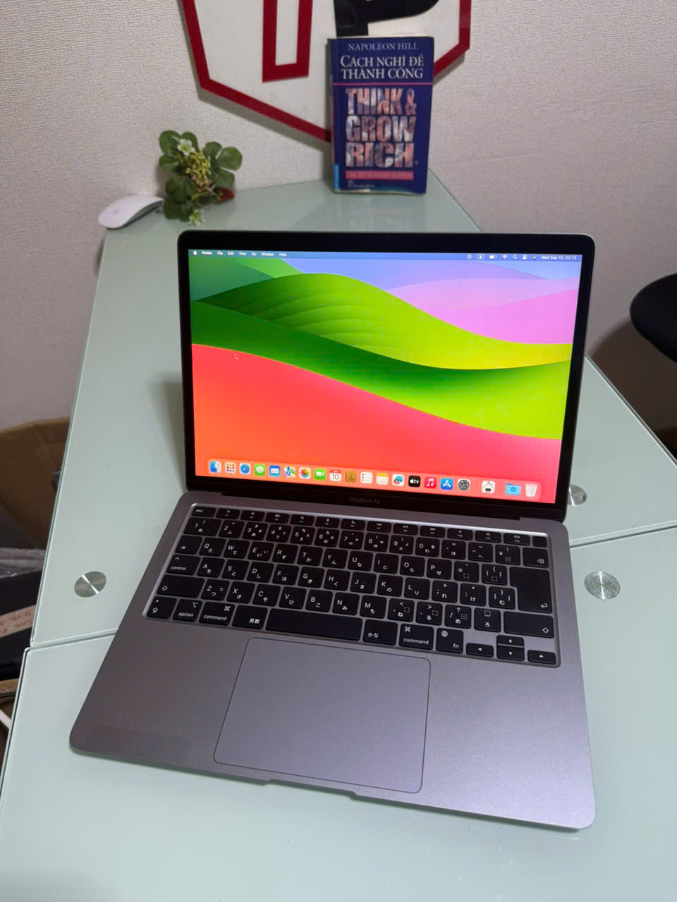 Macbook Air 2020 Grey / Apple M1 / RAM 16GB / SSD 512GB / 13.3 inch 2k (2560x1600)