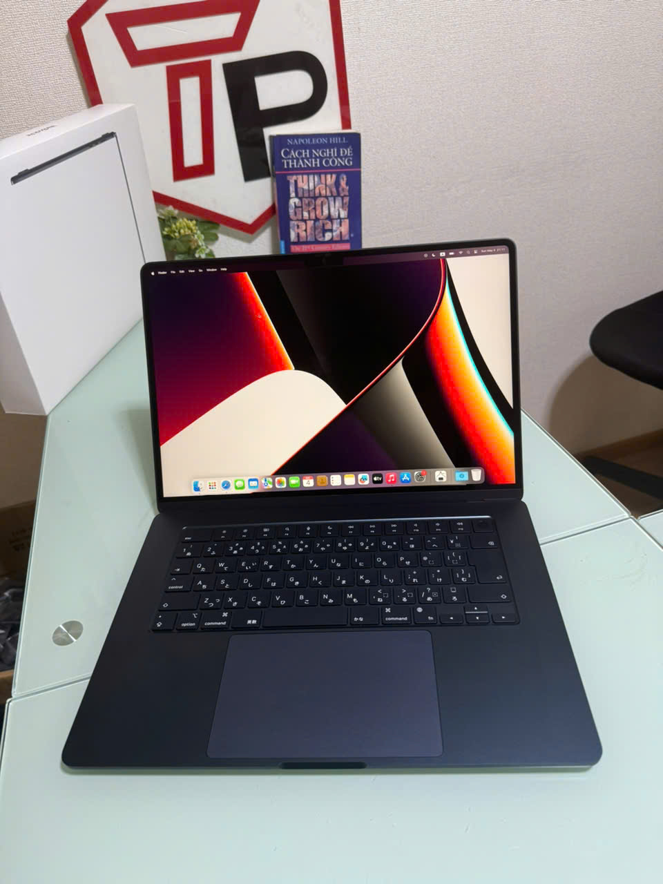 Macbook Air 2022 Midnight Black FullBox / Apple M2 / RAM 8GB / SSD 256GB / 13.6 inch 2k (2560x1664)