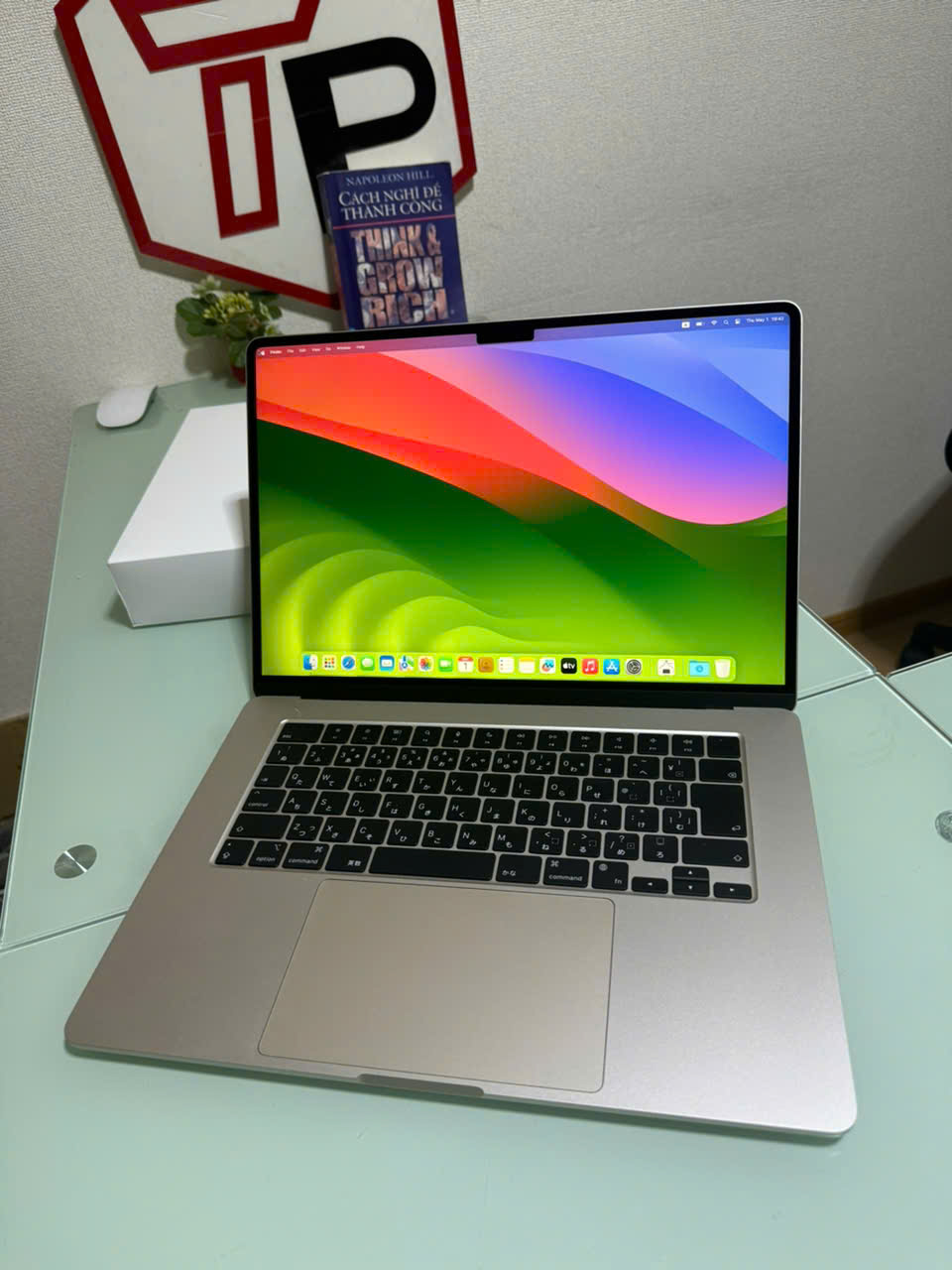 Macbook Air 2023 Gold Fullbox (Pin 100%) / Apple M2 / RAM 8GB / SSD 512GB / 15.3 inch 2k (2880x1864)