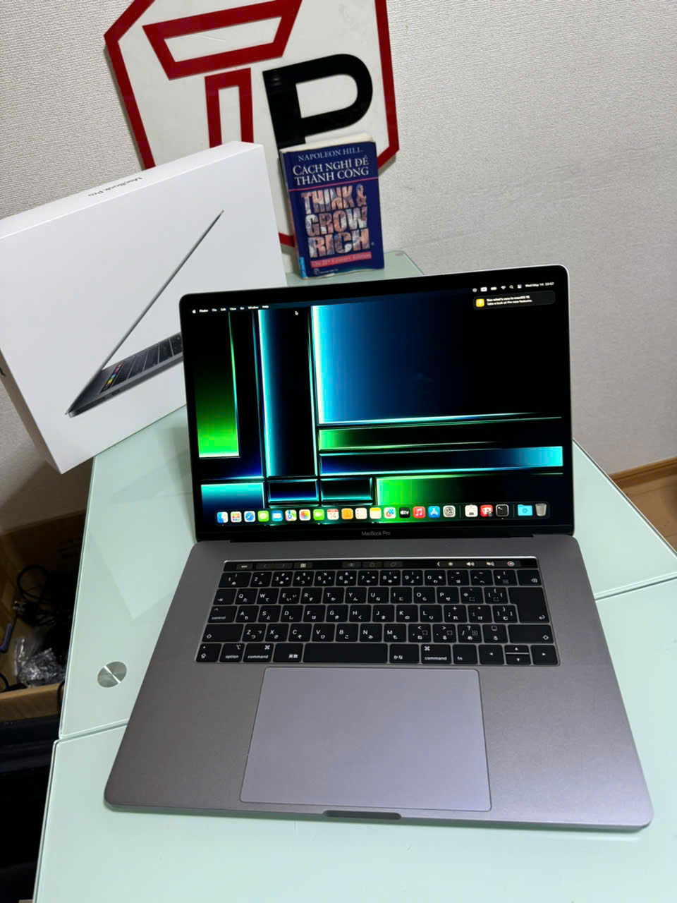 Macbook Pro 2019 Grey Fullbox / Core i9 / RAM 16GB / SSD 512GB /AMD Radeon Pro 560X /15.4 inch 2k (2880x1800)