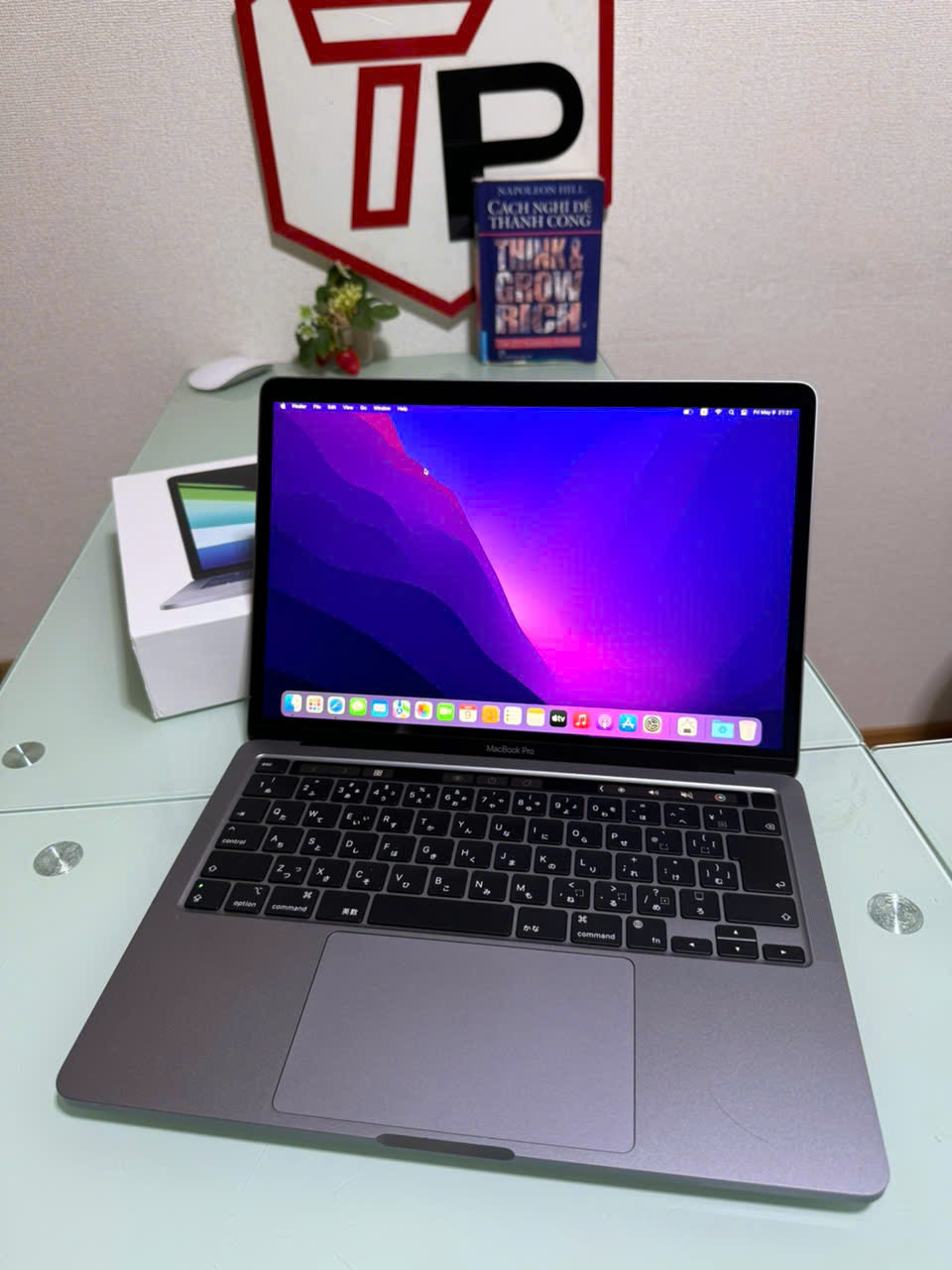 Macbook Pro 2020 Grey FullBox / Apple M1 / RAM 8GB / SSD 256GB / 13.3 inch 2k (2560x1600)