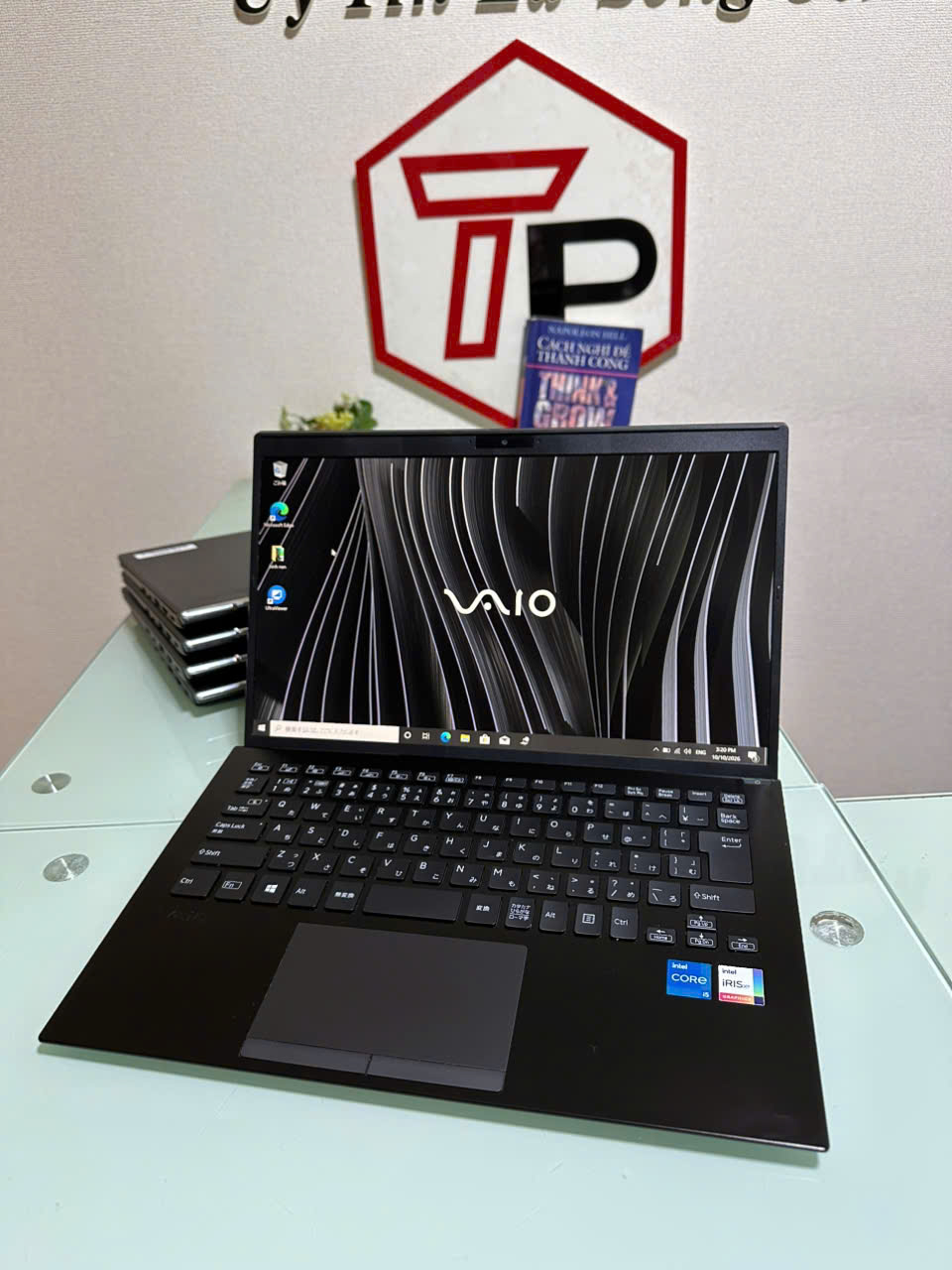 SONY Vaio Pro PK VJPK21 / i5-1135G7 (up to 4.2Ghz | 4 nhân 8 luồng) / RAM 16GB / SSD 256GB / 14 inch FHD IPS (1920x1080)
